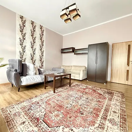 Apartmán Pulaskiego Spacious By Bookinghost Vratislav